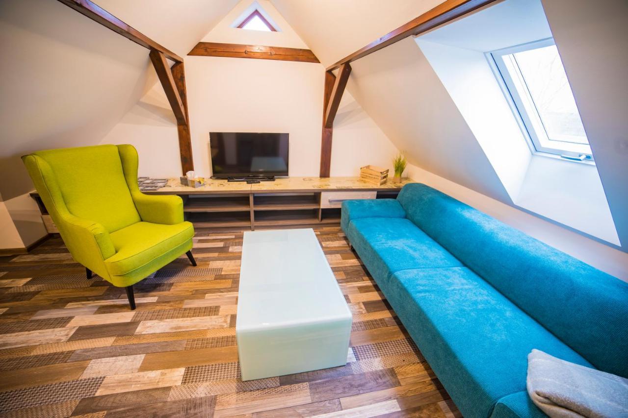 Apartman Dvorce Stráž nad Nežárkou Zewnętrze zdjęcie